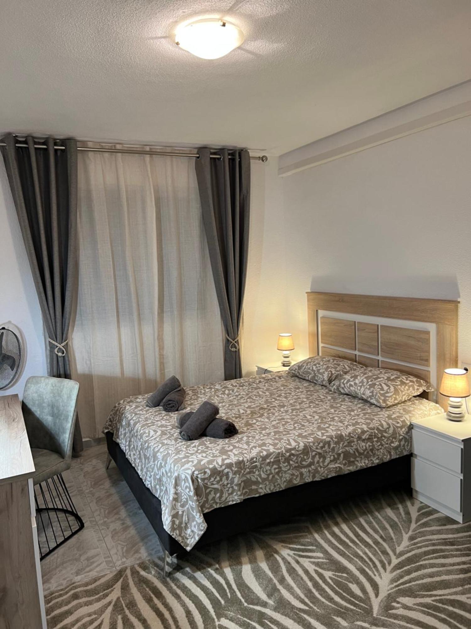 Sinforosa Park Apartments Torrevieja Bagian luar foto
